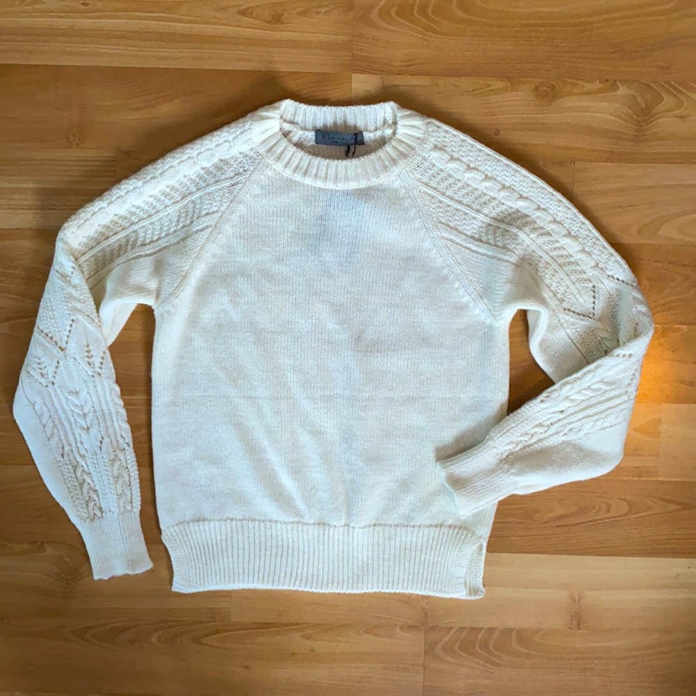 Elsamanda Winter White Sweater - Picture 1 of 16
